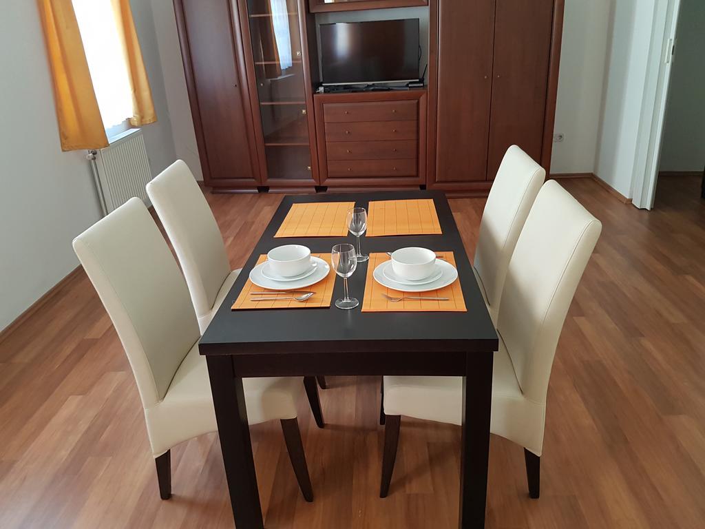 Apartman Kaszás Central Mosonmagyarovar Exterior foto