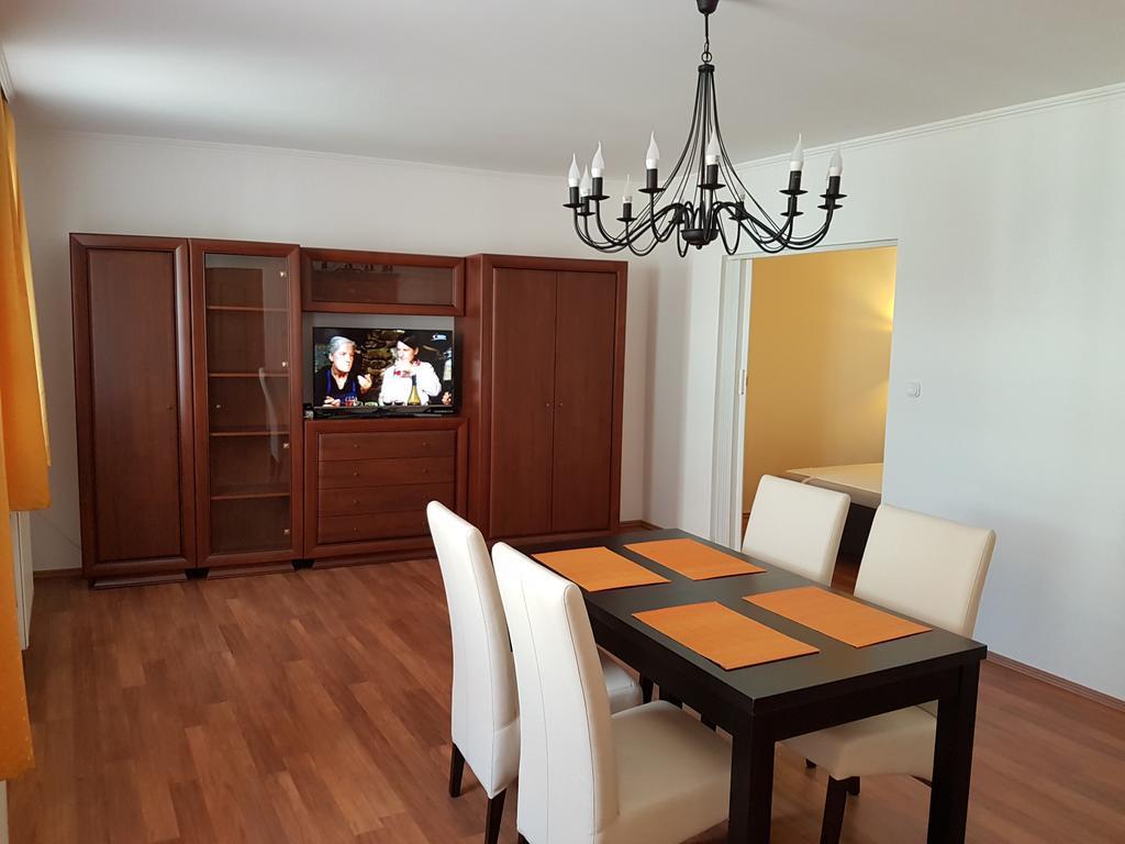 Apartman Kaszás Central Mosonmagyarovar Exterior foto