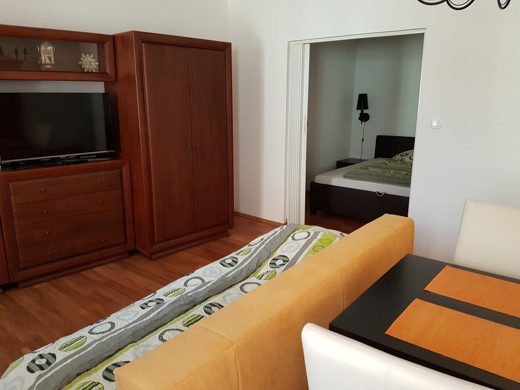 Apartman Kaszás Central Mosonmagyarovar Exterior foto