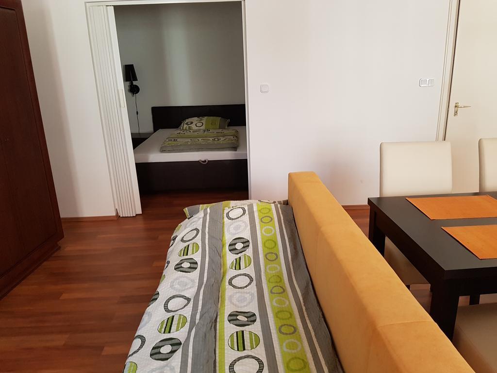 Apartman Kaszás Central Mosonmagyarovar Exterior foto